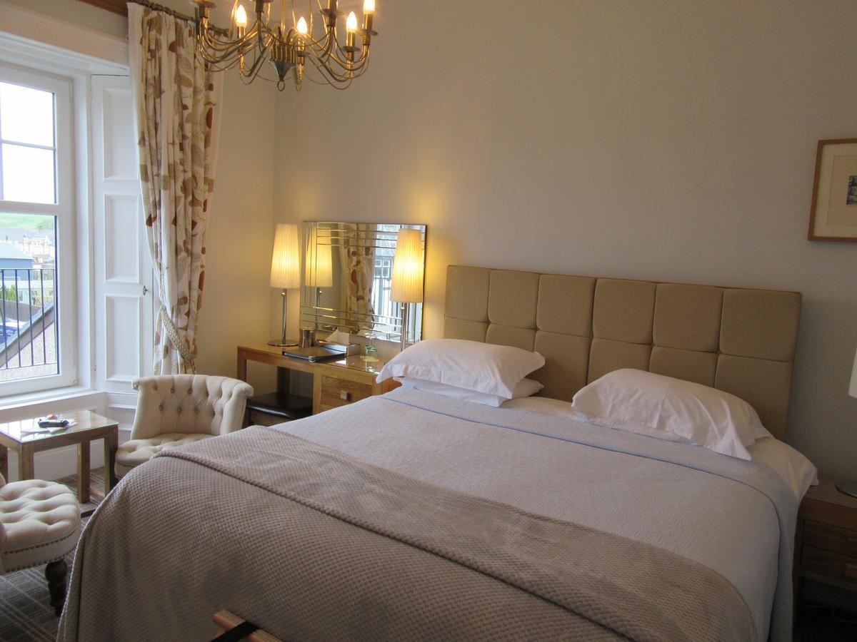 Middleton House Bed And Breakfast 오치터라더 외부 사진