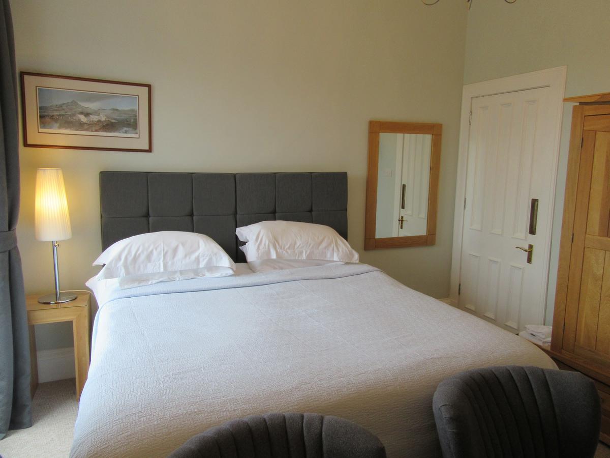 Middleton House Bed And Breakfast 오치터라더 외부 사진