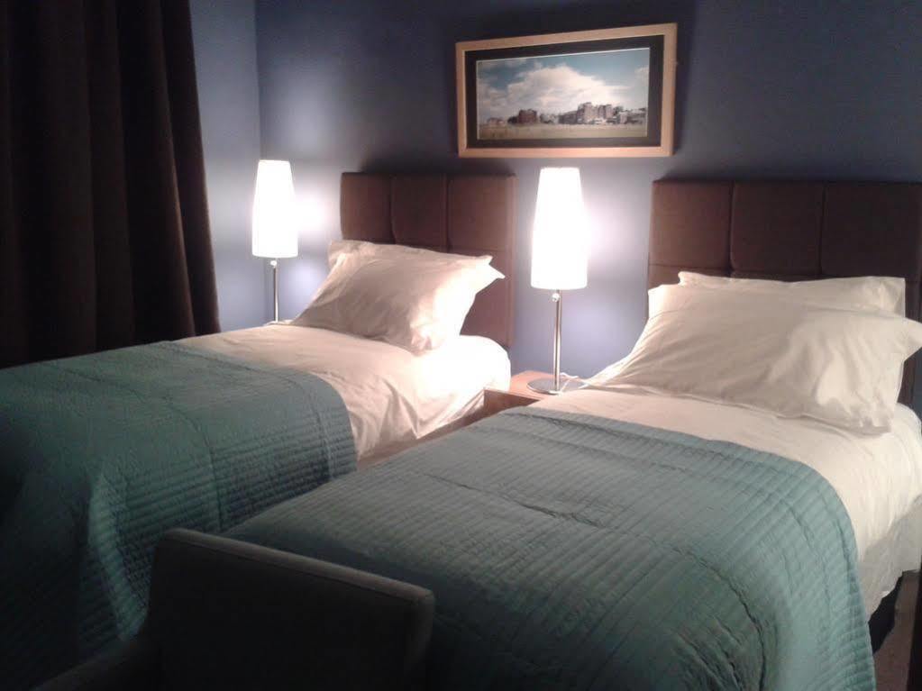 Middleton House Bed And Breakfast 오치터라더 외부 사진