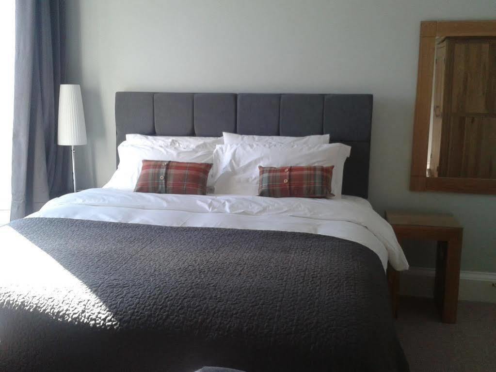 Middleton House Bed And Breakfast 오치터라더 외부 사진